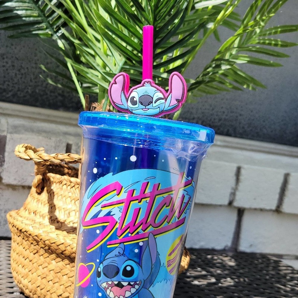 Stitch tumbler with straw topper new